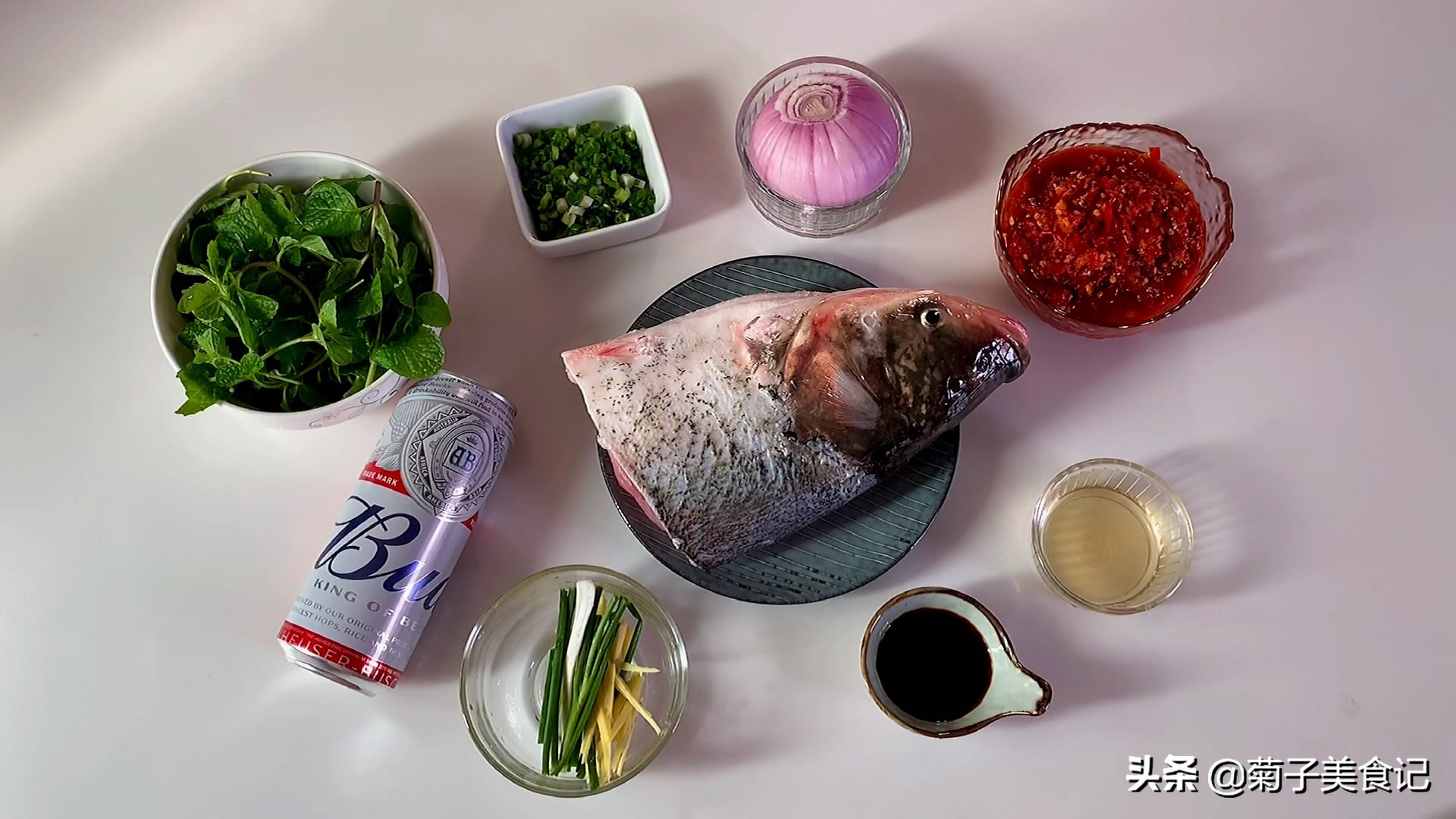 年夜饭做砂锅大头鱼，鲜嫩入味，香辣开胃，爱吃鱼的朋友快收藏