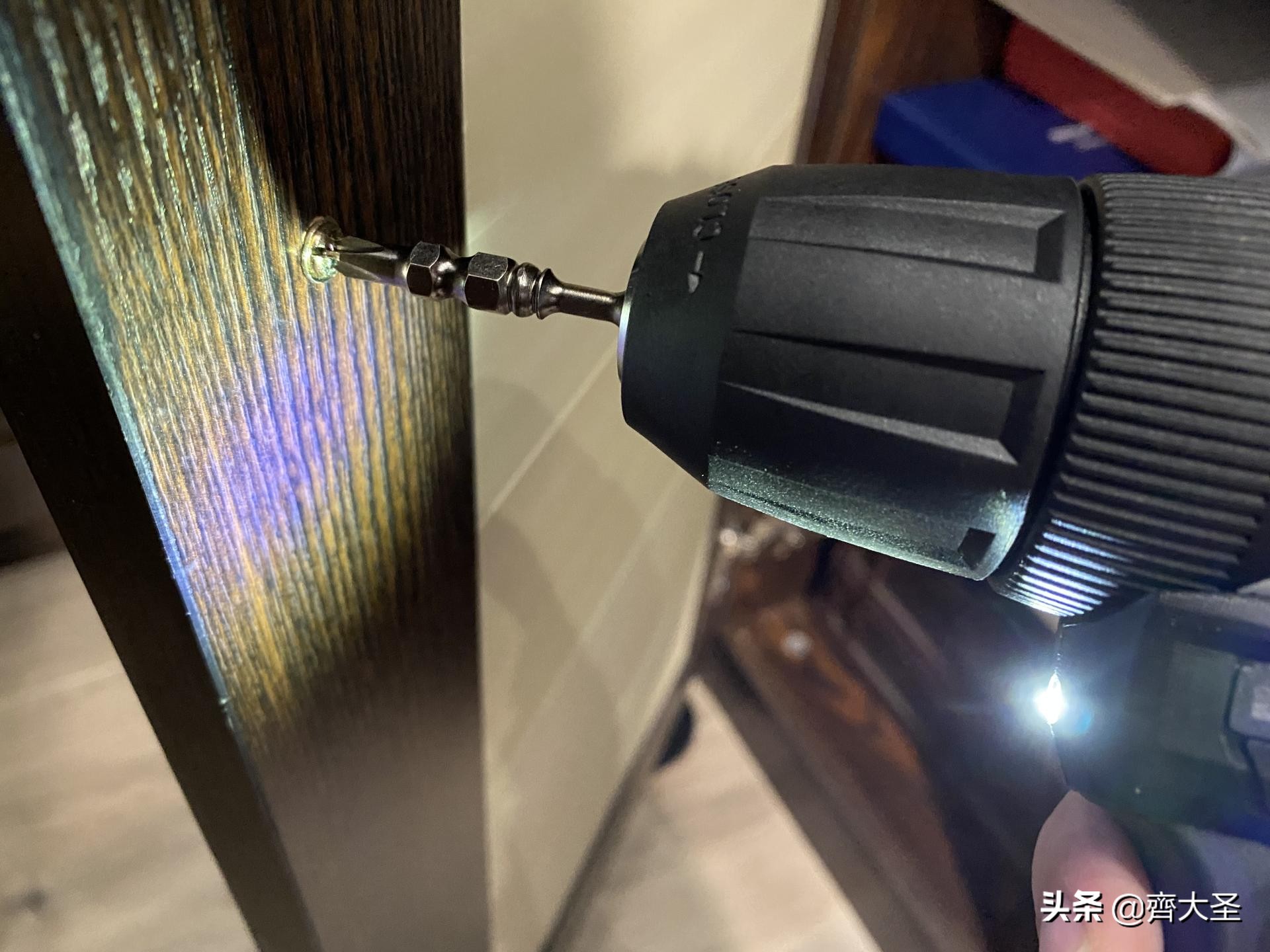 「宅家焕新家」有了这10个DIY改造神器，你就是万能工