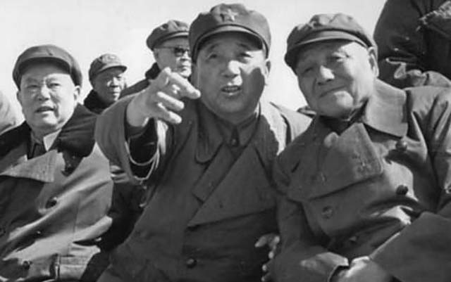 1985年裁军重组七大军区，司令员都是谁？后来又被授予了什么军衔