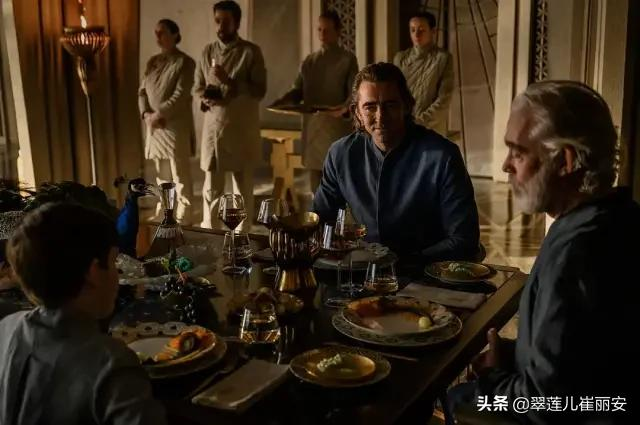 我有点生气了!关于各种大号上对于美剧《基地》的差评,过分了