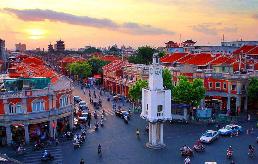 泉州纺织服装职业学院（闽派服饰）