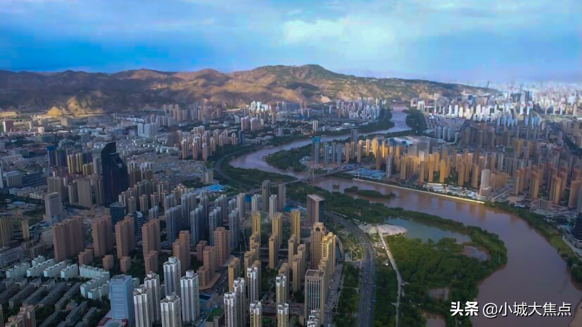 西北“双子星”：兰州VS乌鲁木齐，谁才是西北第二城？