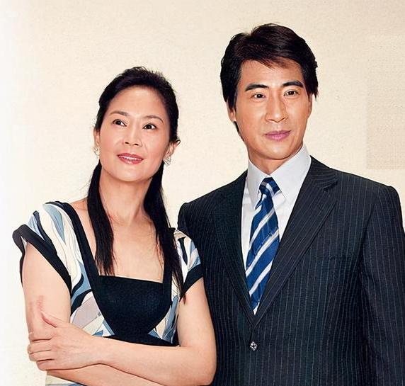 容忍丈夫找小三,屡遭背叛却不离婚,俞小凡为了孩子牺牲太多