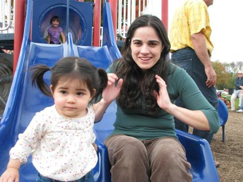 2008年，一位河南农村保安娶了美国女大学生，如今生活如何？