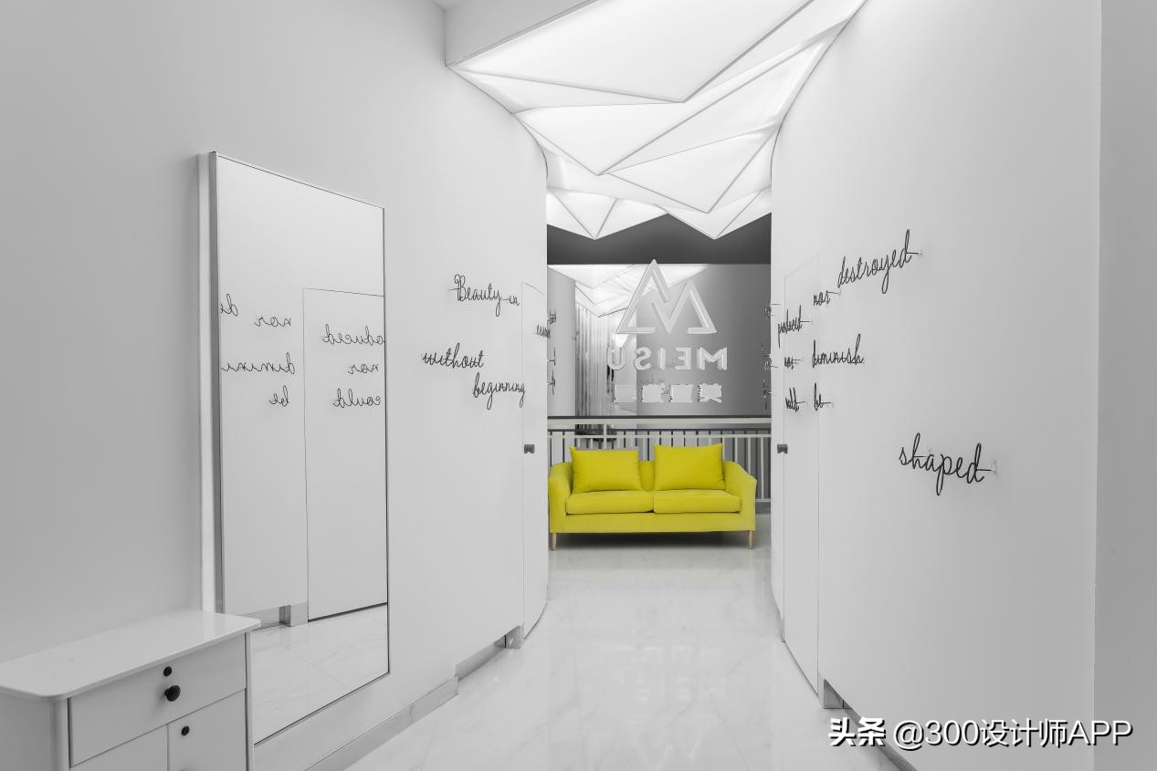 徐年迪作品：极简白理发店，260㎡装修60万，空荡荡却很高级