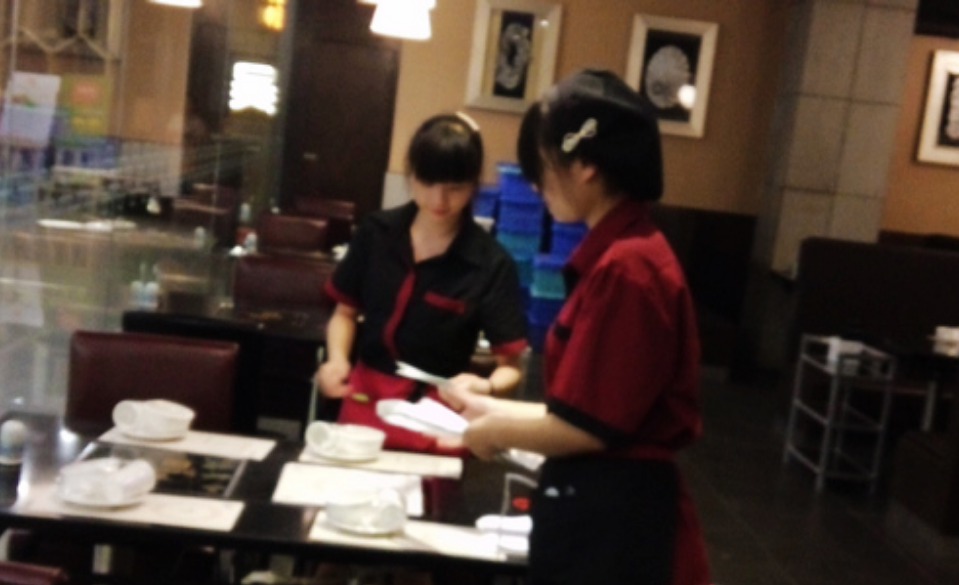 那么喜欢打工还上什么大学，大学生兼职惹争议，兼职到底值不值？