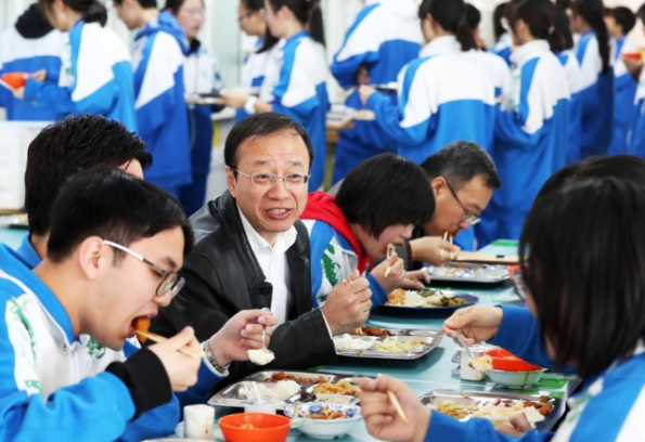 私立高中也不能随便报考？教育部做出回应，初中生升学更难了