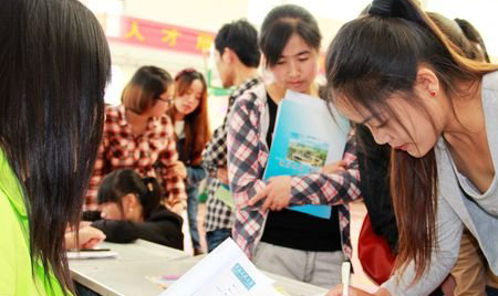 大学毕业后档案转到哪里更可靠？学生要清楚，不然容易变成黑户