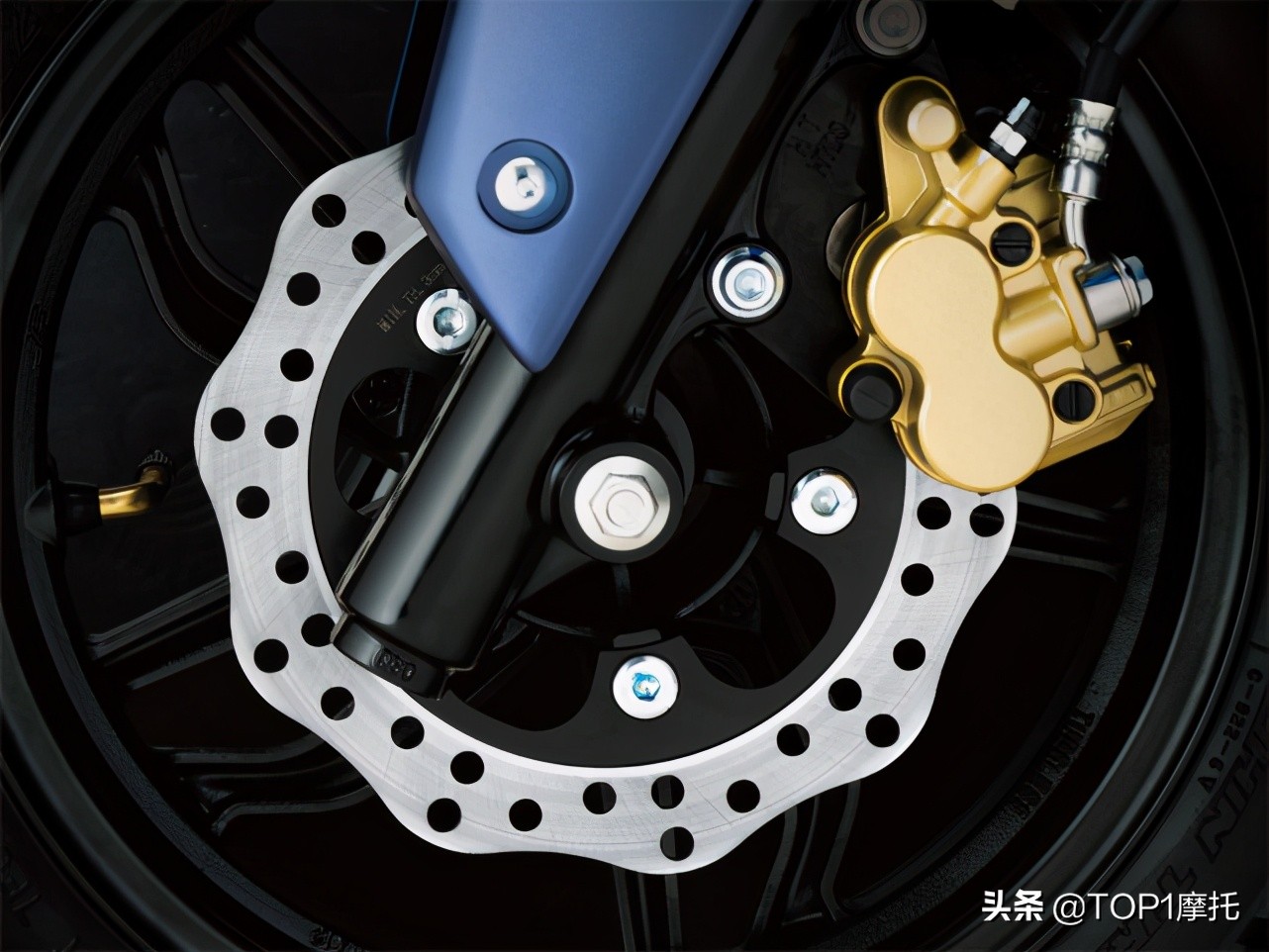 负显仪表 CBS刹车 豪爵UCR125上市 售价9480元