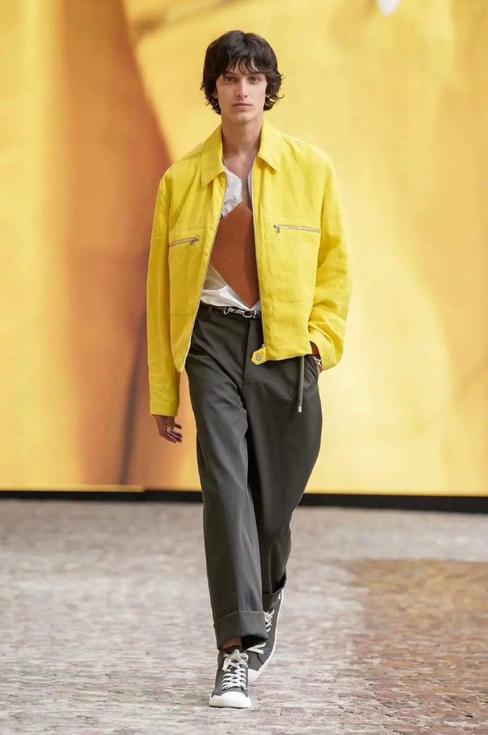 LV、Hermès等8大奢牌┃ 2022春夏巴黎&米兰男装周大赏美行加人382