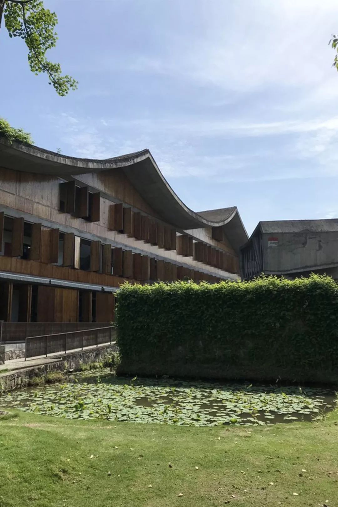 大学校园的一朵奇葩：中国美院象山校区，国内著名的网红校园