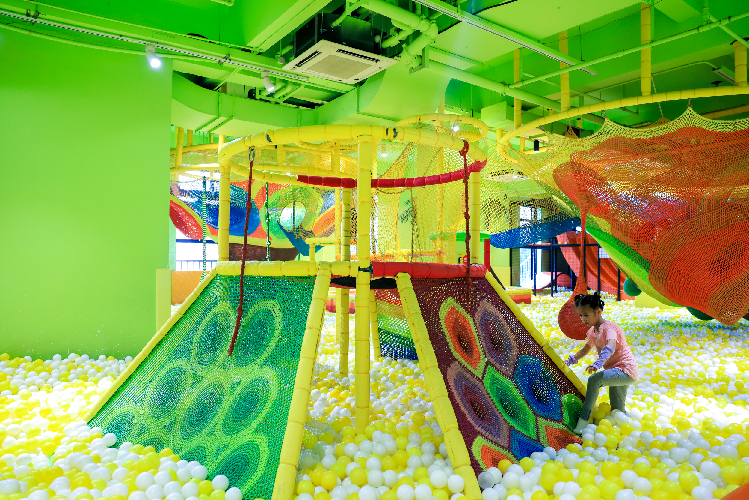 宝燕乐园适合什么人群(上海一站式溜娃好去处宝燕乐园)