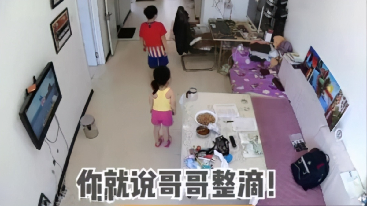 有种“暖心”叫兄妹，哥哥检查牙齿妹妹担心得直跳脚，求同款妹妹