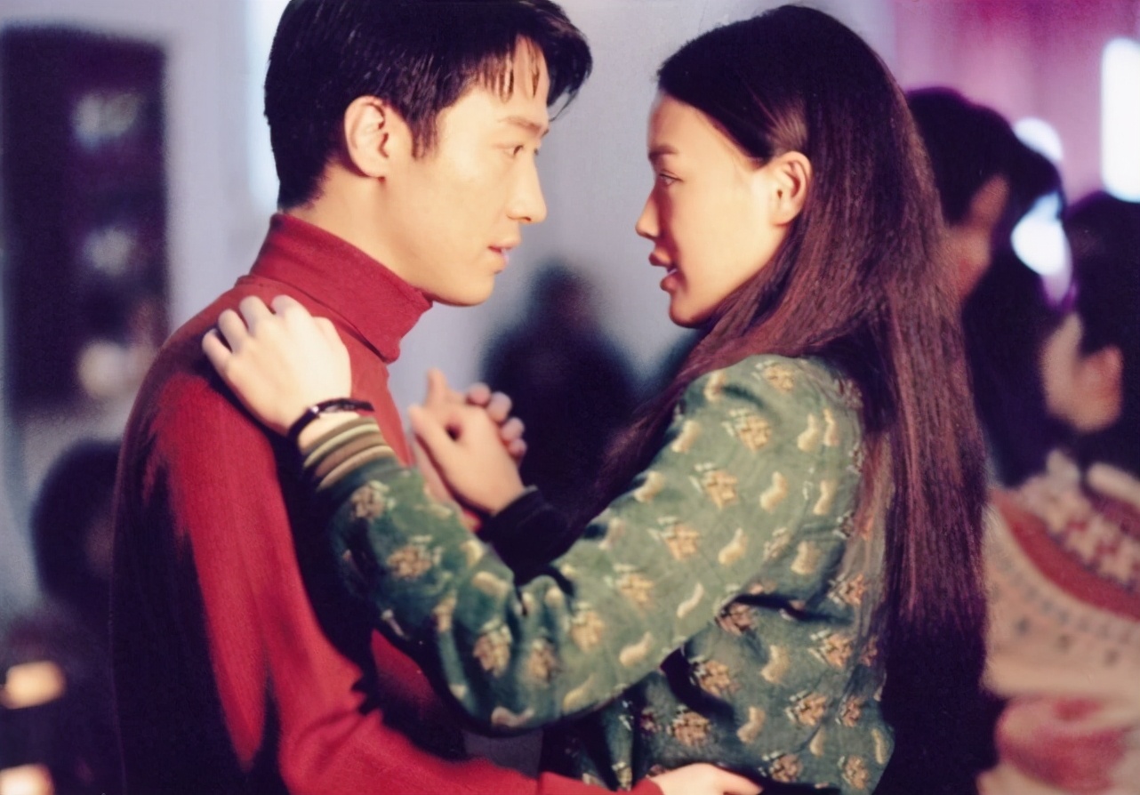 玻璃之城电影剧情「解析」 _晶羽科技