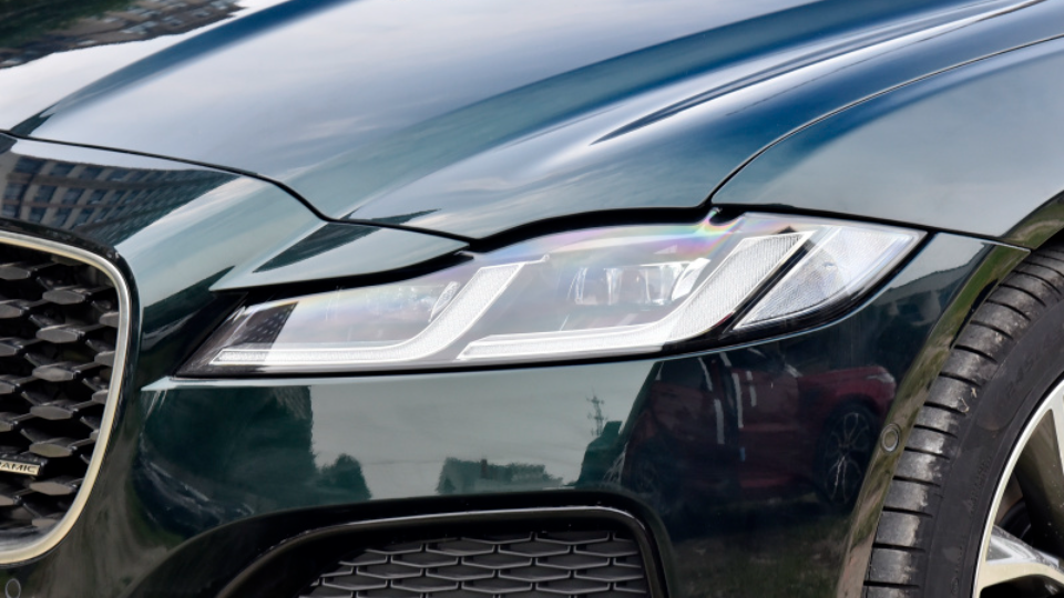 捷豹XFL的用车调查告诉我们：全铝车身也不一定省油