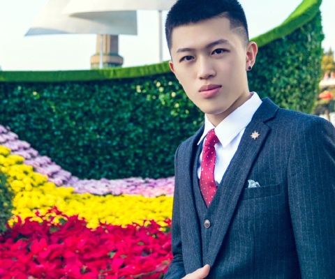 在大家关注了牌牌琦很长一段时间之后便发现,其实他