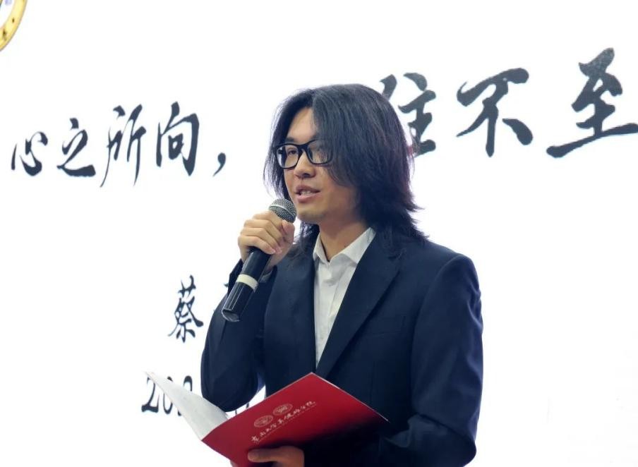 江苏“超强”学霸：初中给习总书记写信，三换专业却次次第一，保研985名校！