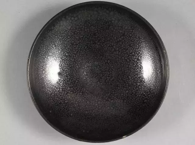 中国历代黑釉珍品，玄色之美！