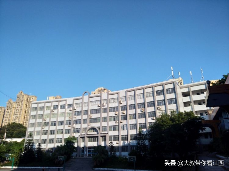 为逝去的记忆——重庆市合川师范学校掠影