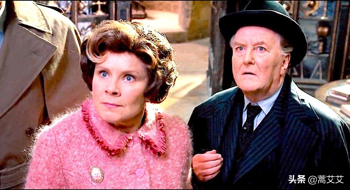 多洛雷斯•乌姆里奇：《哈利波特》里最让人讨厌的角色，没有之一