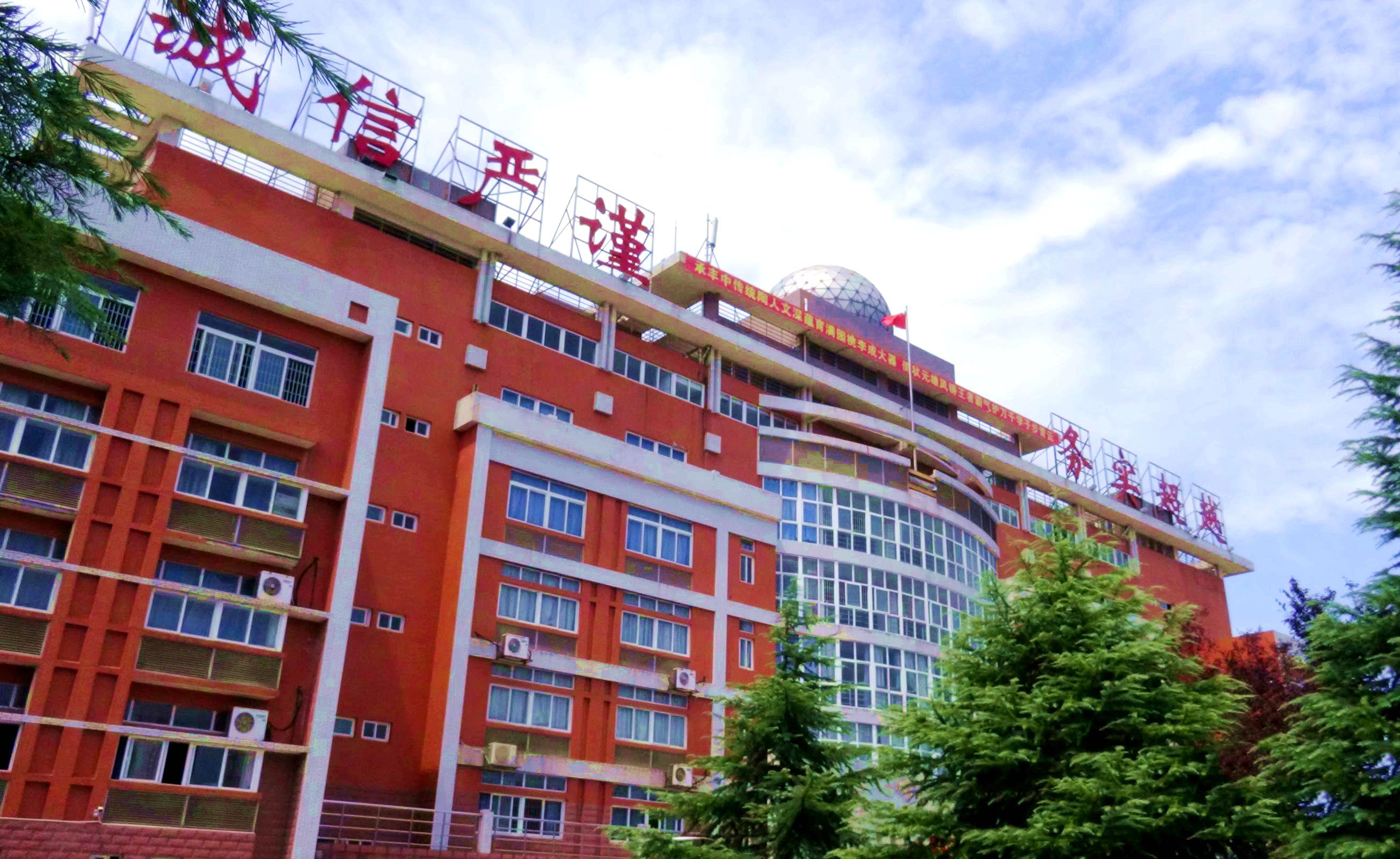 江西宜春独占鳌头五所好高中，宜春中学第三，两县级高中强势来袭