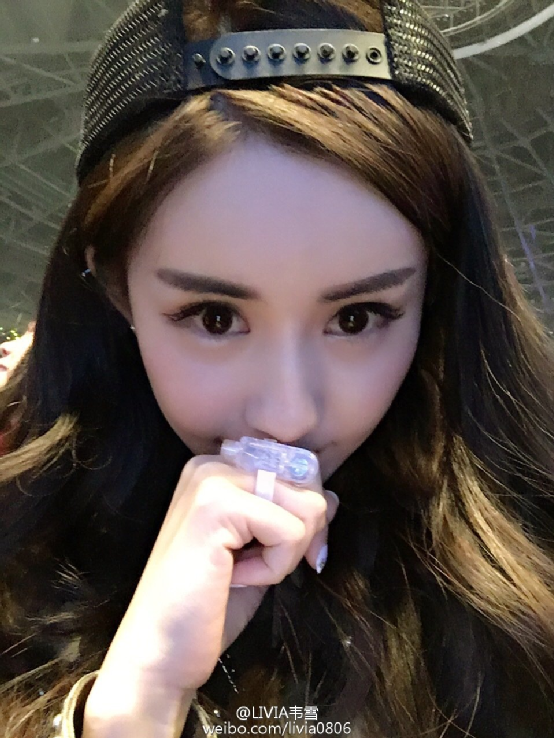 01,三孩辣妈:韦雪