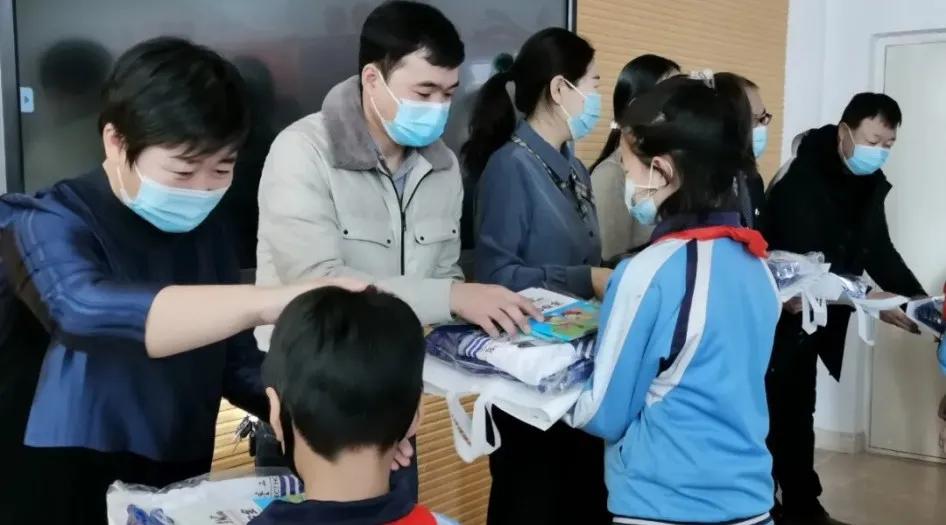 新巴尔虎右旗一周新闻汇