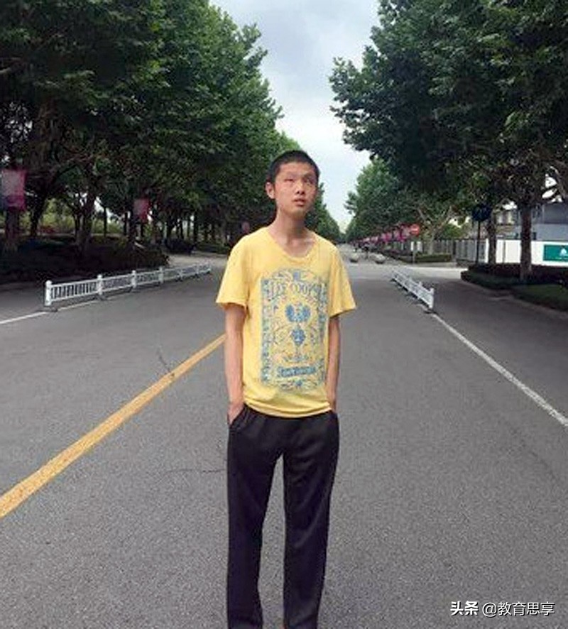 上海盲生高考623分排名前十，3岁双眼失明，却在学习之路越战越勇