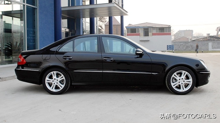 奔驰e280老款(06款奔驰e级e280实拍) - 四帝国车市