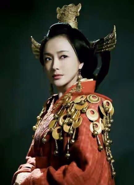 “我的子宫使不使用，关你什么事？”单身的秦岚，凭什么这么霸气