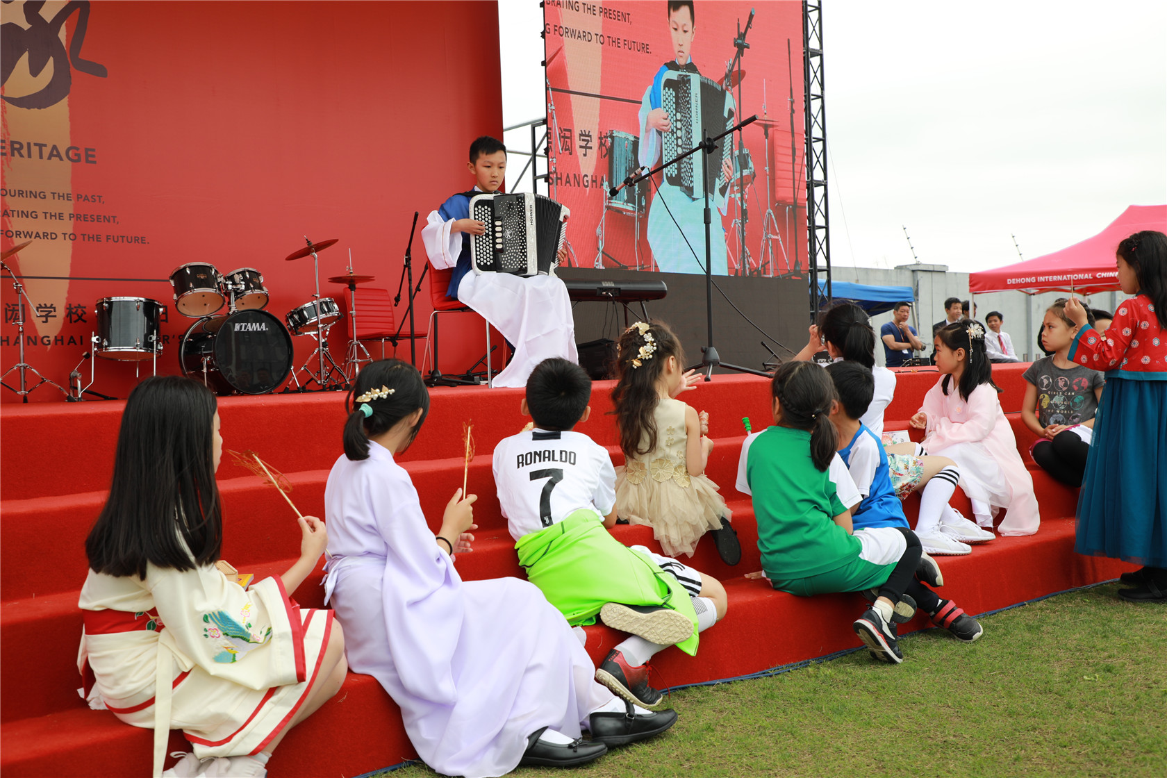 德闳学校：让每个孩子成为更好的自己，国际视野下保留中国印记！