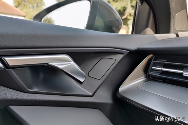 全新一代奥迪A3两厢版：想要基本面子的最低级入门产物