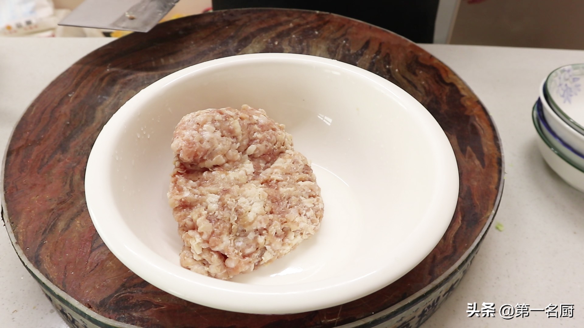 白菜豬肉餃子餡的做法,白菜豬肉餃子餡的做法白菜用焯水嗎