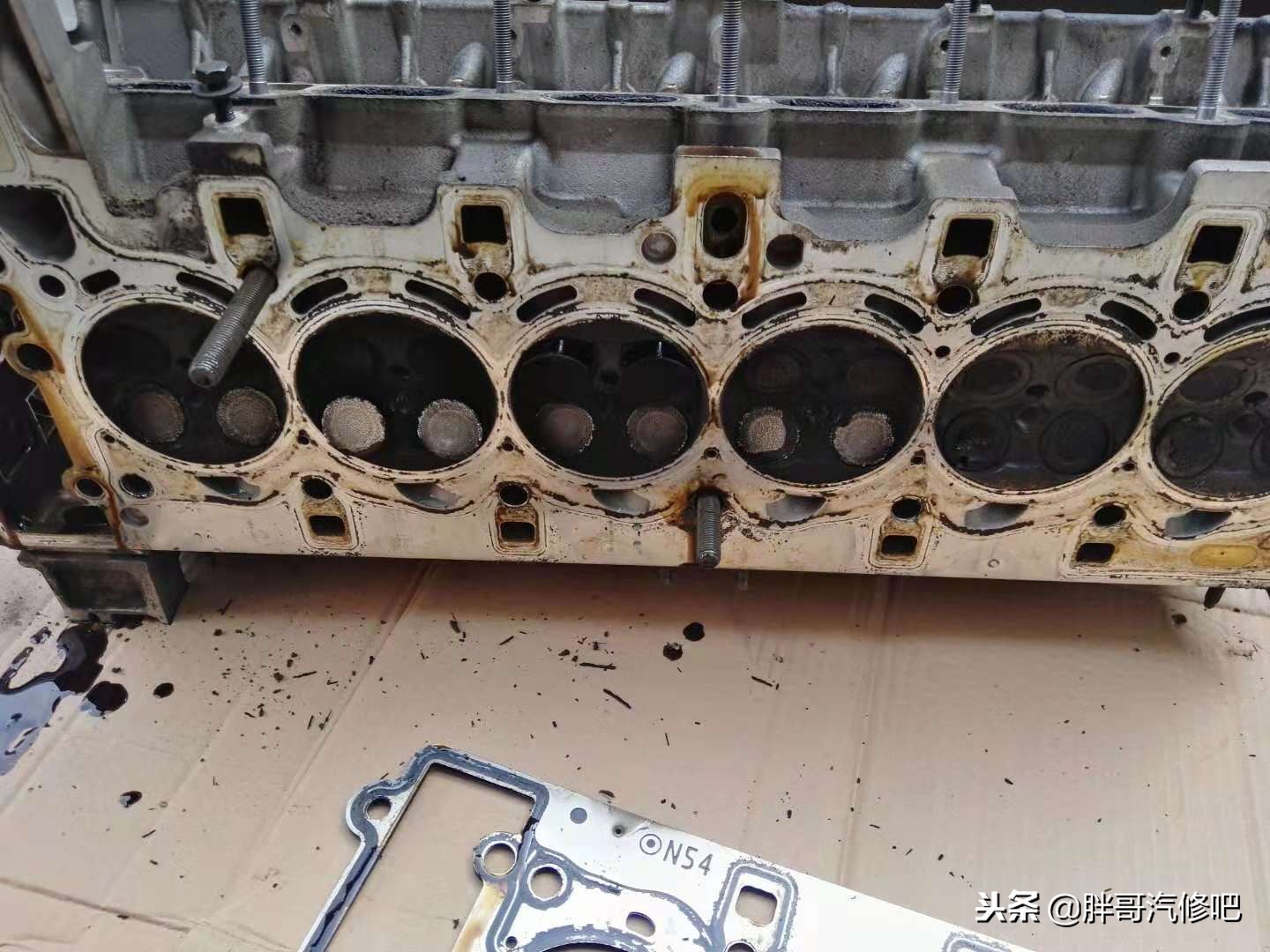 宝马740大修发动机，维修费用惊人，换成油钱胖哥能把车开报废