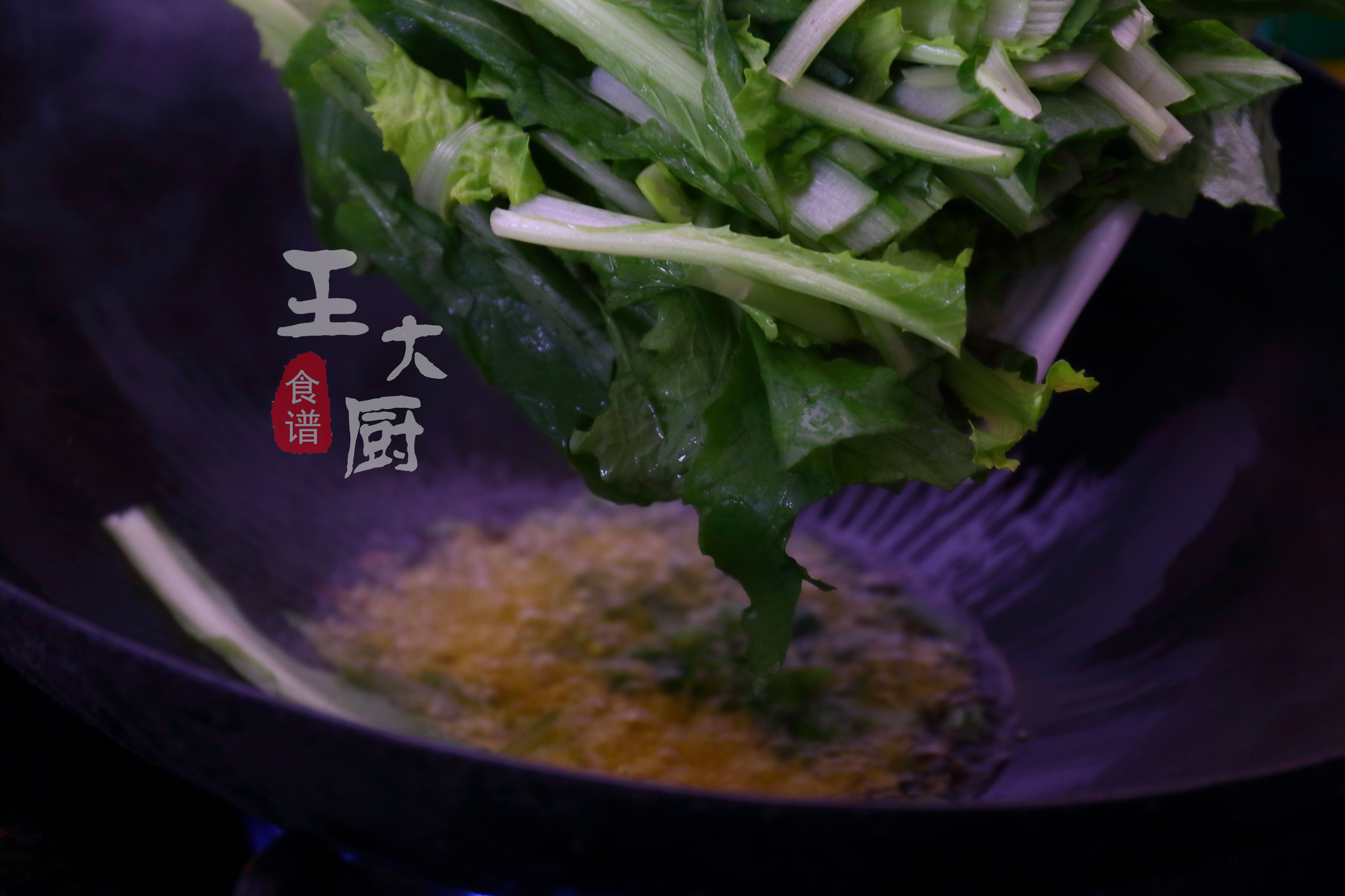 豆皮炒青菜怎么做（营养家常菜小白菜炒豆皮教程）