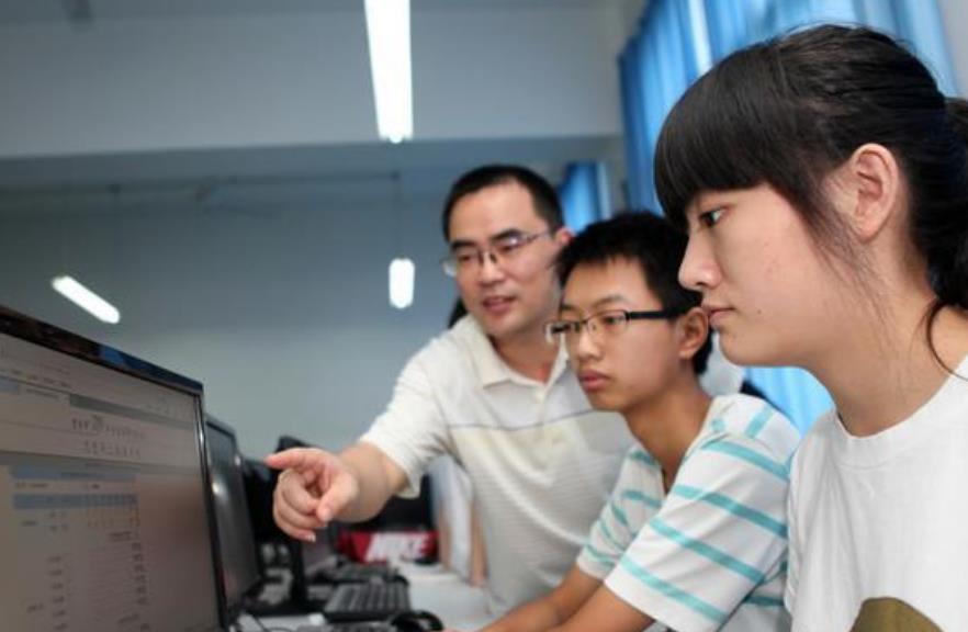 中国百强高校最新排名，浙江大学跌落第7，天津大学排名有点意外