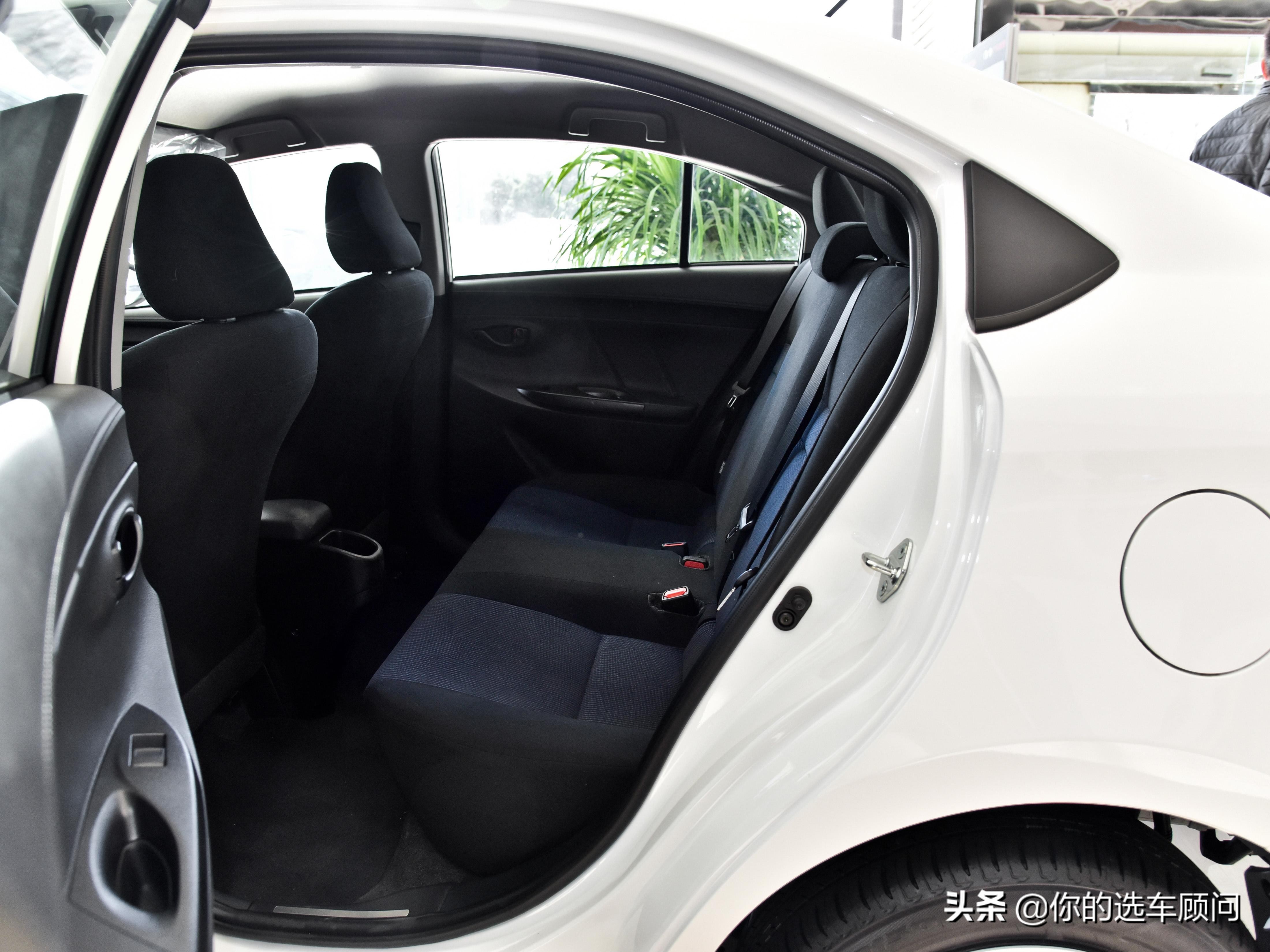 4.9L低油耗，日系合资三厢车，实惠质量硬，带你看丰田YARiS L 致享
