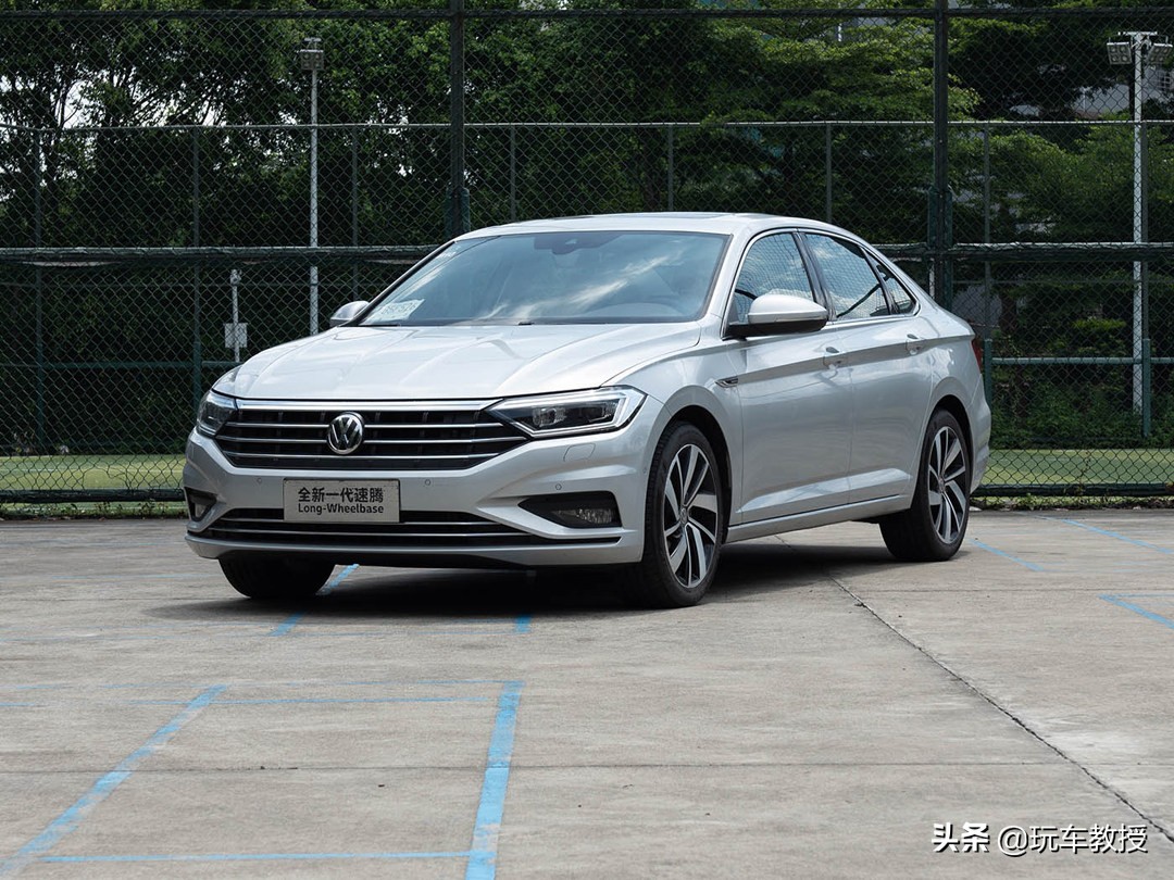 直降6万多！这台1.5T小排量奔驰CLS究竟怎样？