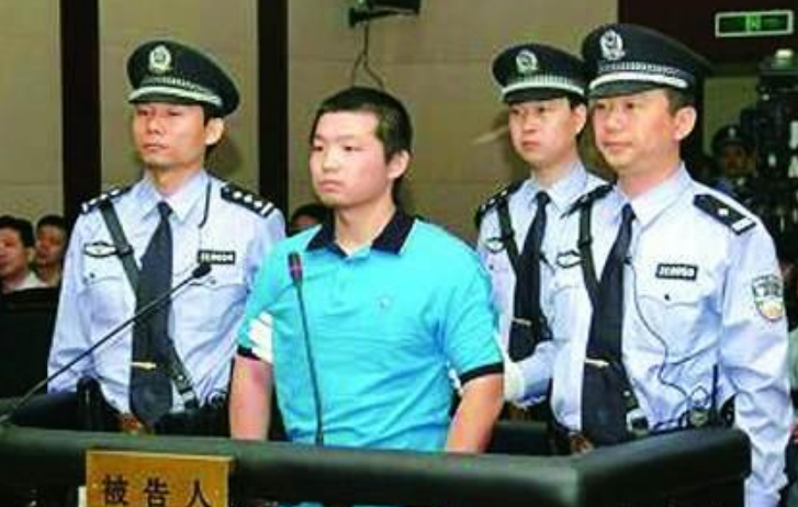 杨佳案揭秘上海袭警案真相