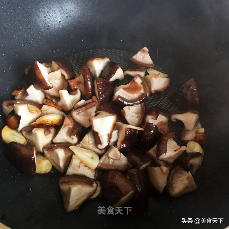 油菜的做法（油菜在家这样做堪比五星饭店大厨）