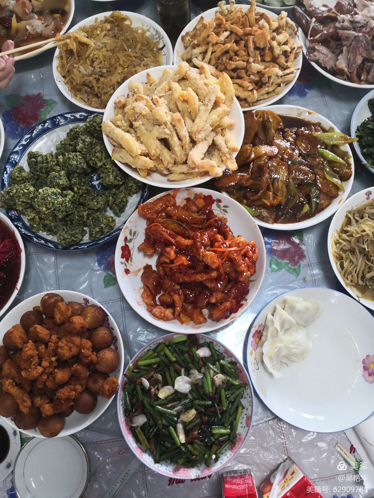 吴艳华：《冬至时节话饺子》