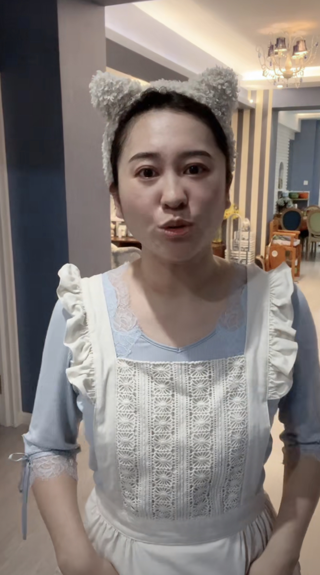 知名网红被曝父母是老赖！欠债超220万，曾炫耀家庭条件从小就好