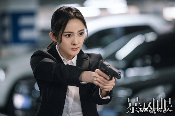 人气女演员大洗牌，赵丽颖仅第7，马思纯空降第4，杨幂让人意外