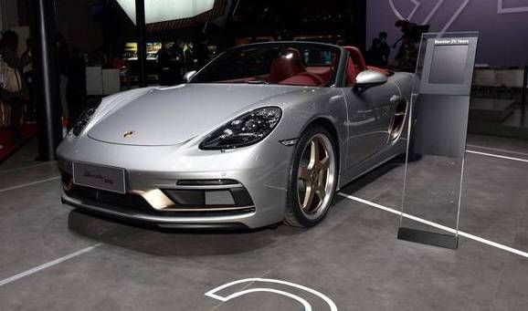 怀揣百万买保时捷，718 Boxster 25周年限量版才叫奇货可居