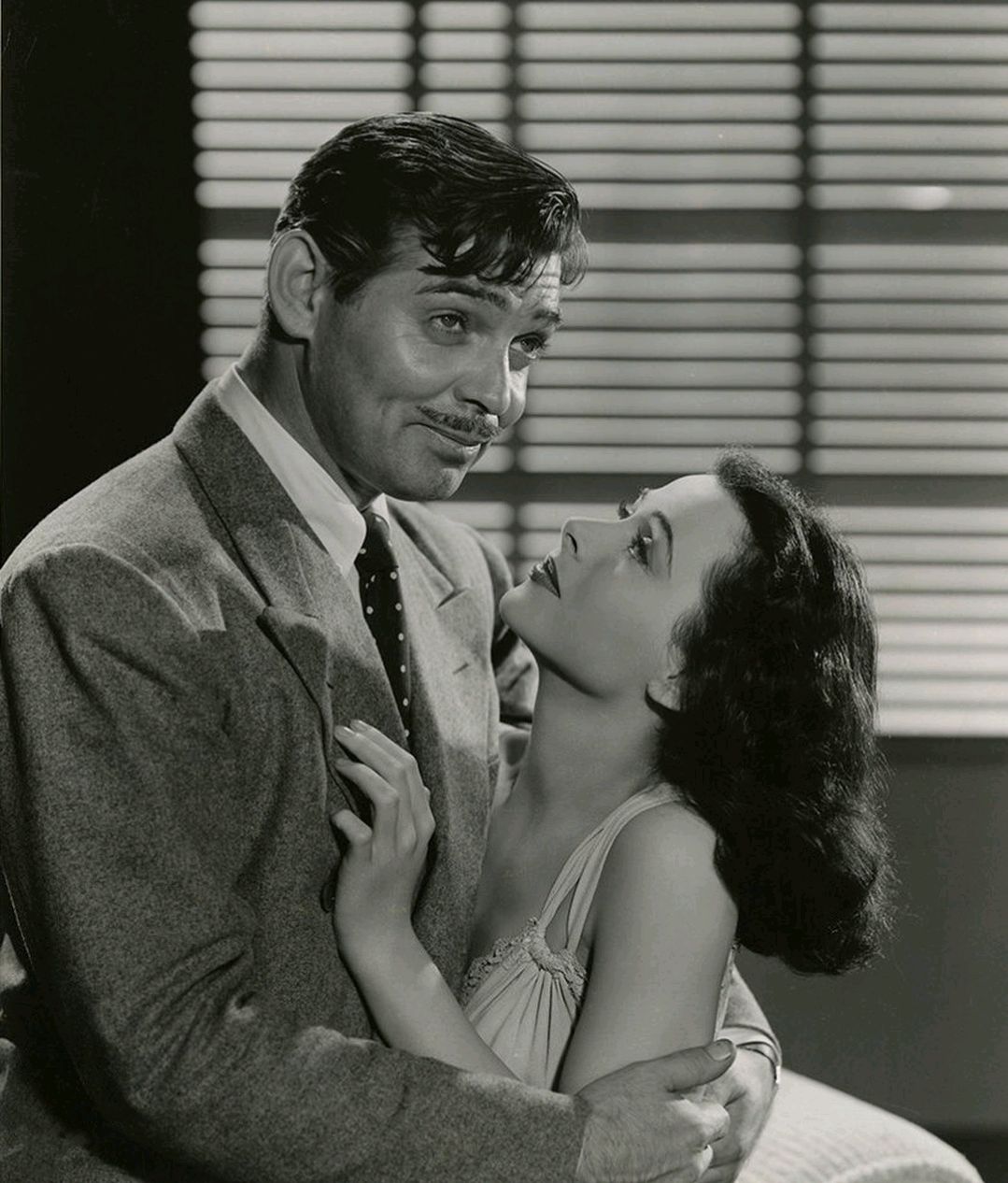 绝色佳人费雯丽和海蒂拉玛：美得像双胞胎，却都在爱情里吃尽苦头