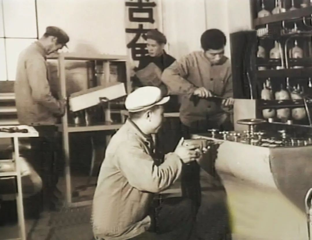 江苏姚桐斌：高考全省第一，父母都是农民，曾被父亲强迫摆地摊