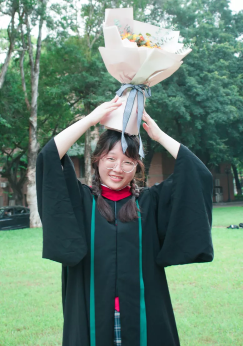 中大学霸女团：参与教育部重大项目，奖学金拿到手软，还集体升学