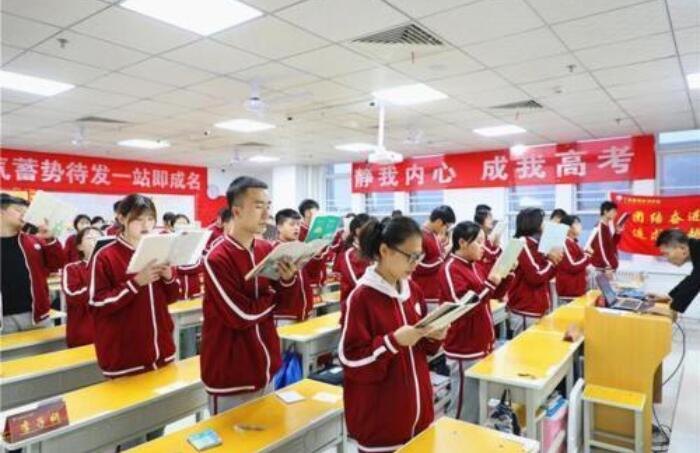 全国唯一高考“满分状元”，14岁的神童，毕业后让清华蒙羞