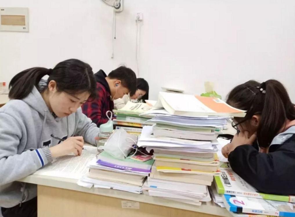 考研学生多是二三本生，985毕业生都去哪了？学姐一语点醒梦中人