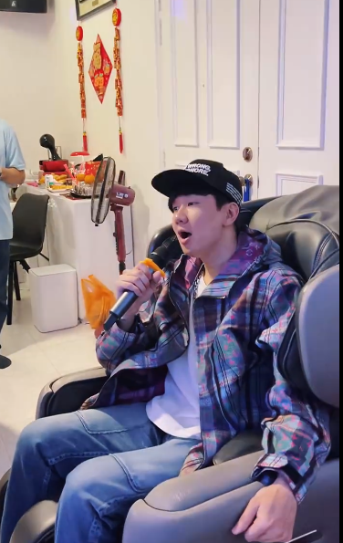 林俊杰唱歌也不听,太暴殄天物了吧